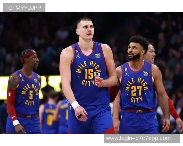 掘金与开拓者激战正酣精彩直播尽在眼前不容错过